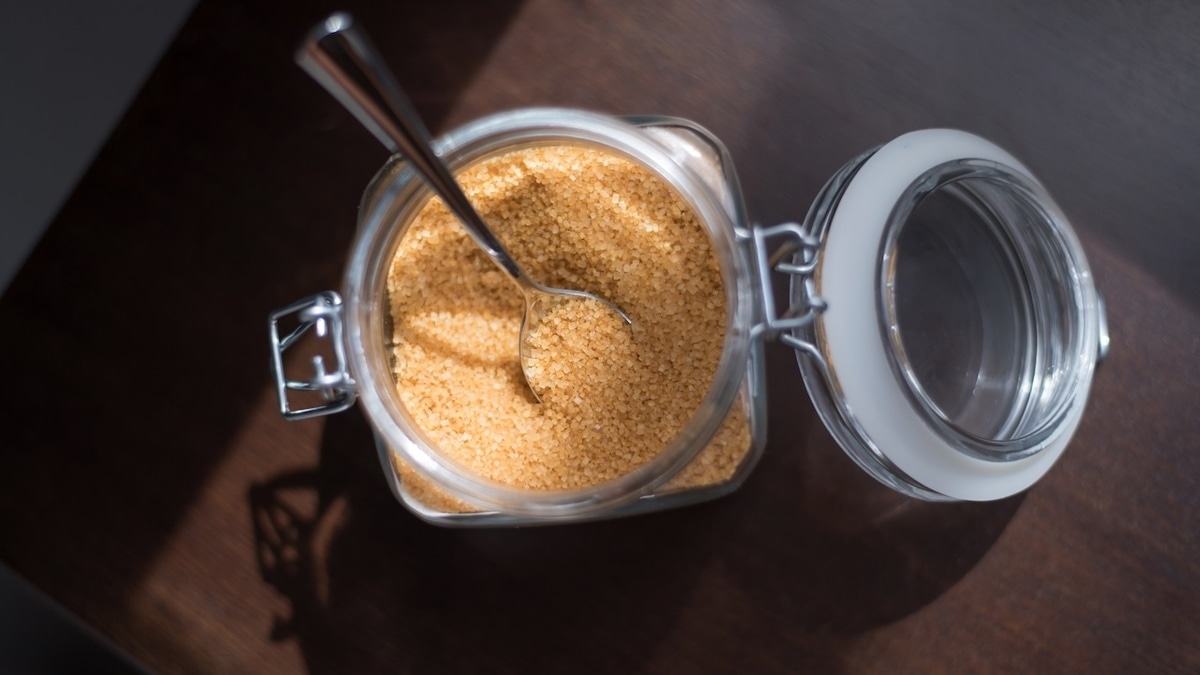 Зачем оставлять кусочек хлеба в банке с сахаром?