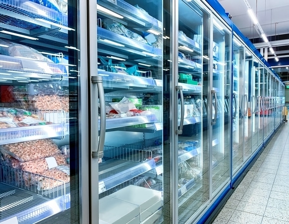 Больше не "супер": почему россияне стали предпочитать гипермаркетам магазины у дома