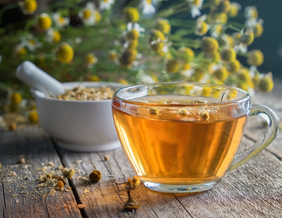 Не только успокаивает: ученые обнаружили необычное свойство ромашкового чая