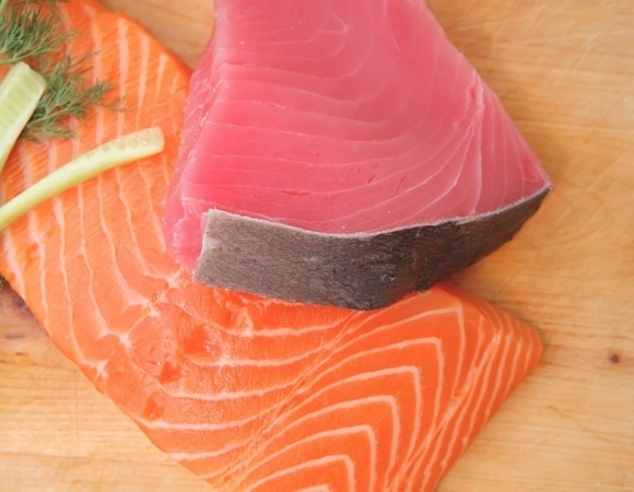 Лосось или тунец: какая рыба полезнее для сердца и мозга?