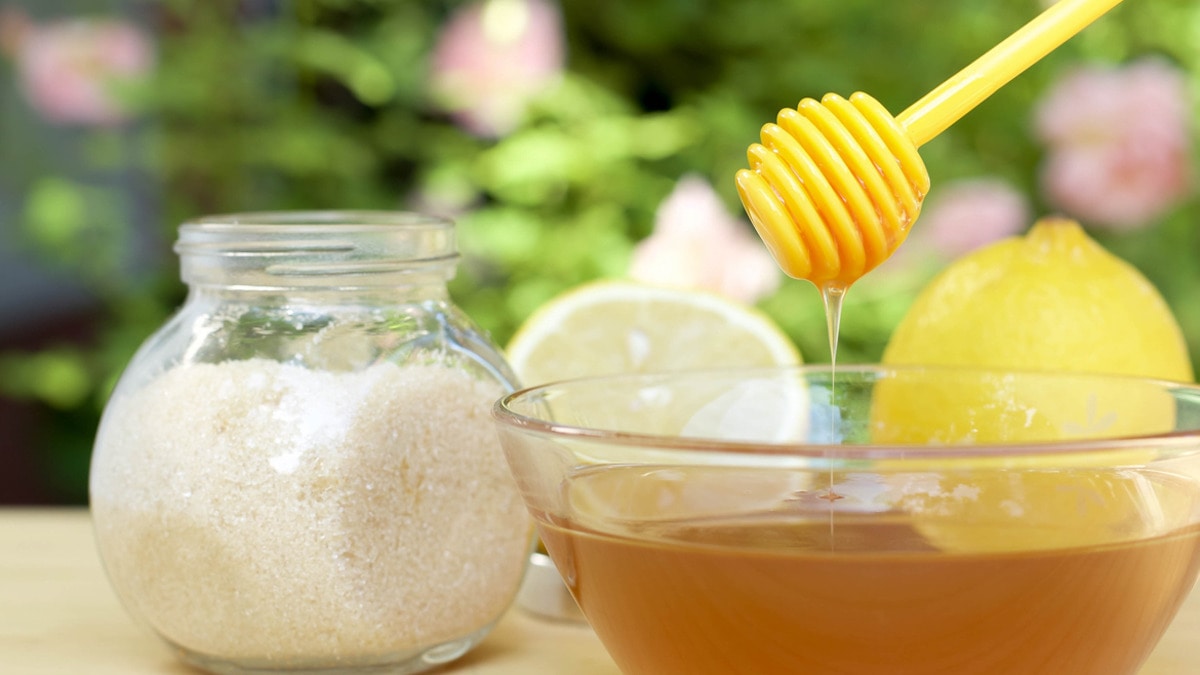 Мед против сахара: что на самом деле полезнее?