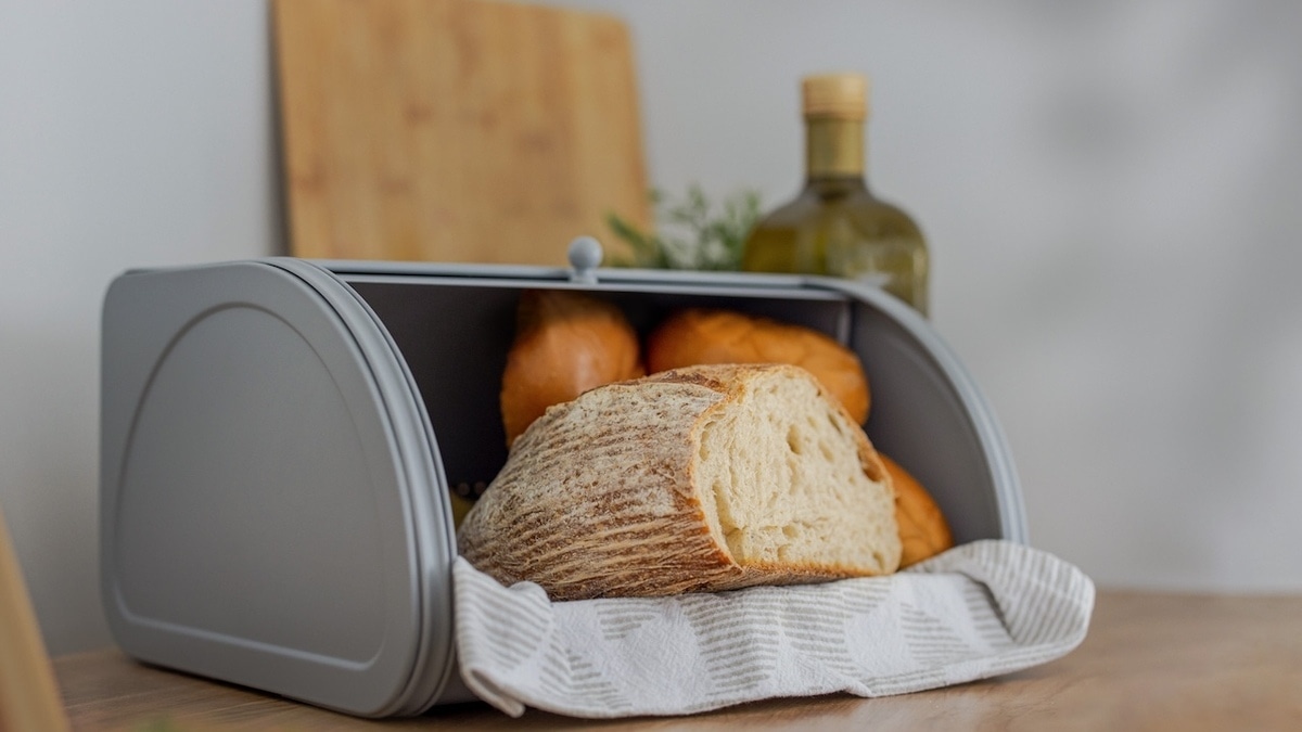 Хлеб перестанет черстветь за сутки — шеф-повар раскрыла полезную хитрость