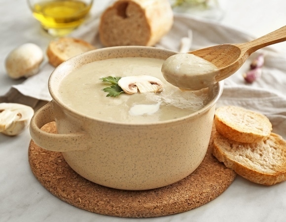 Оказывается, сливочный суп нельзя разогревать в микроволновке — вот почему Оказывается, сливочный суп нельзя разогревать в микроволновке — вот почему