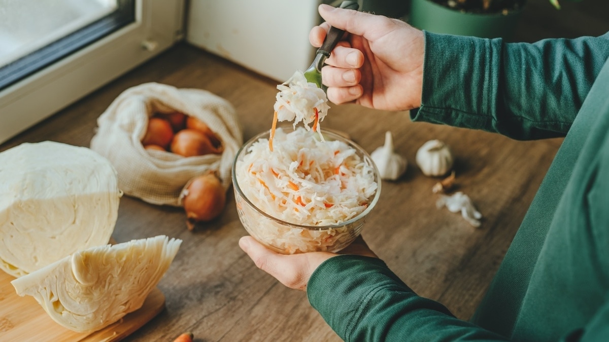 "Может стать вредной": диетолог объяснила, какие ошибки допускают при приготовлении квашеной капусты "Может стать вредной": диетолог объяснила, какие ошибки допускают при приготовлении квашеной капусты