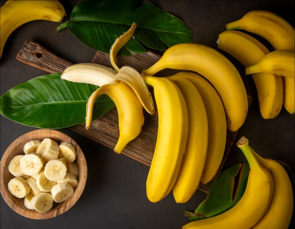 Почему стоит есть банан перед сном: неожиданные плюсы фрукта Почему стоит есть банан перед сном: неожиданные плюсы фрукта