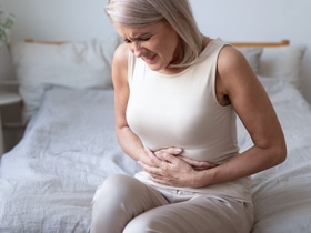 Врач неотложки назвал 4 привычки, которые незаметно подтачивают здоровье и ведут к отравлениям