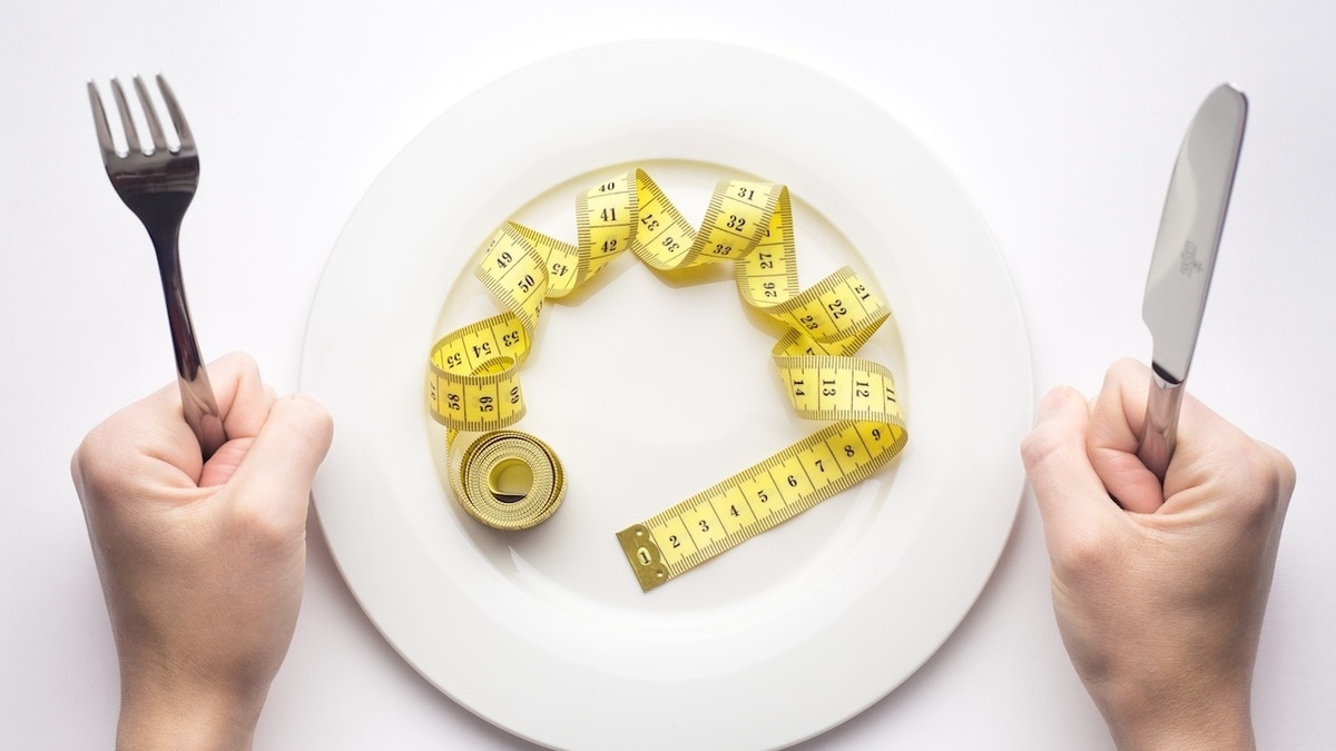 2 "мужских" правила похудения могут навредить женщинам: врач разобрала мифы