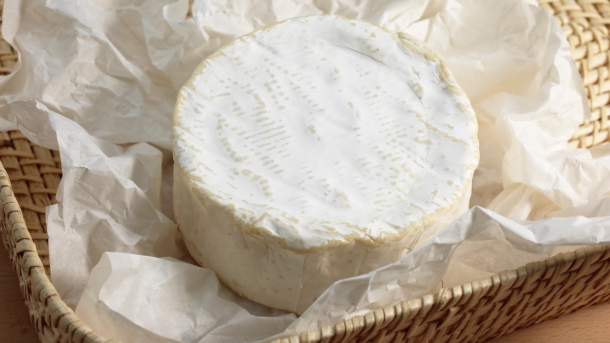 "Сырный фуагра": худеющим сказали, какой сыр — самый калорийный 