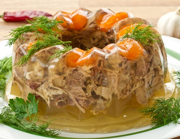 Согреет в студеную зиму: 7 ноября отмечаем День холодца