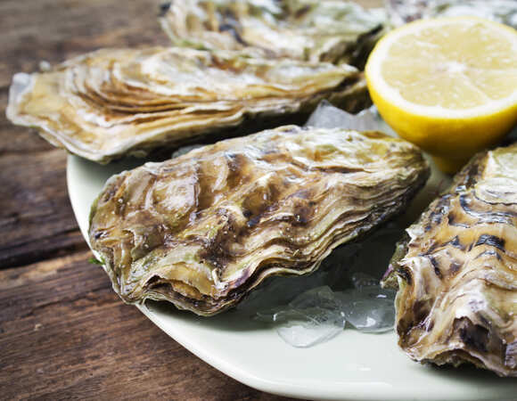 Ссылка на статьюПоследний писк: устричный сомелье развенчала главные мифы об устрицах