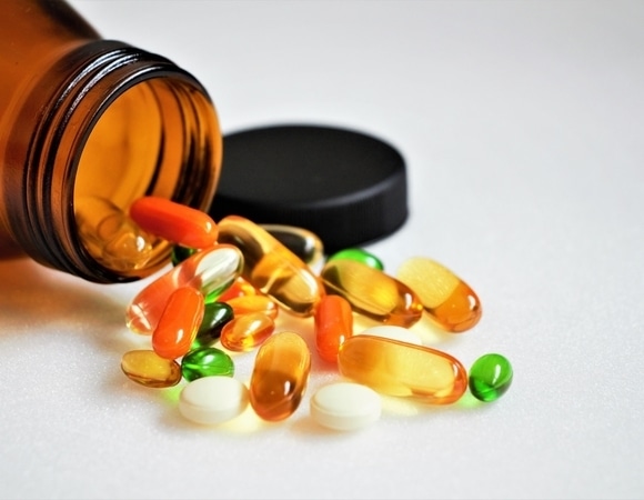 Переклеивают этикетки: после проверки Роспотребнадзора выявлены десятки компаний, продающих нелегальные БАДы Переклеивают этикетки: после проверки Роспотребнадзора выявлены десятки компаний, продающих нелегальные БАДы