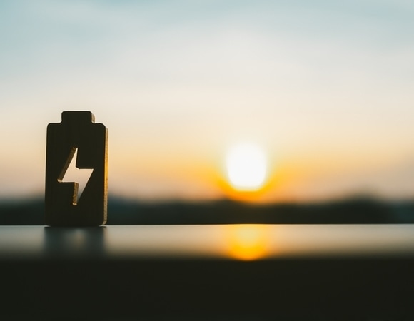 Низкий заряд батареи: почему с наступлением холодов одолевает сонливость и что с ней делать