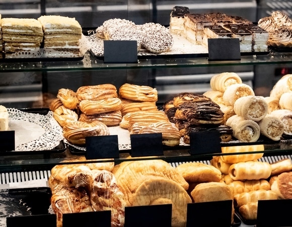 В России предложили запретить продажу готовой еды в магазинах