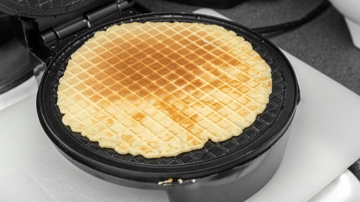 Необычный ингредиент для ваших домашних вафель: добавит завтраку белка и необычного вкуса