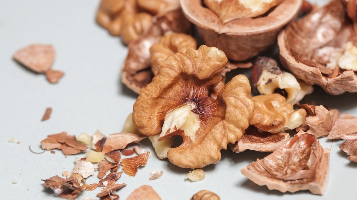 Горстями не едят — врач озвучила неожиданный недостаток грецких орехов