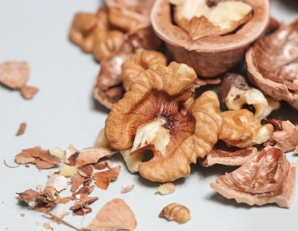 Горстями не едят — врач озвучила неожиданный недостаток грецких орехов