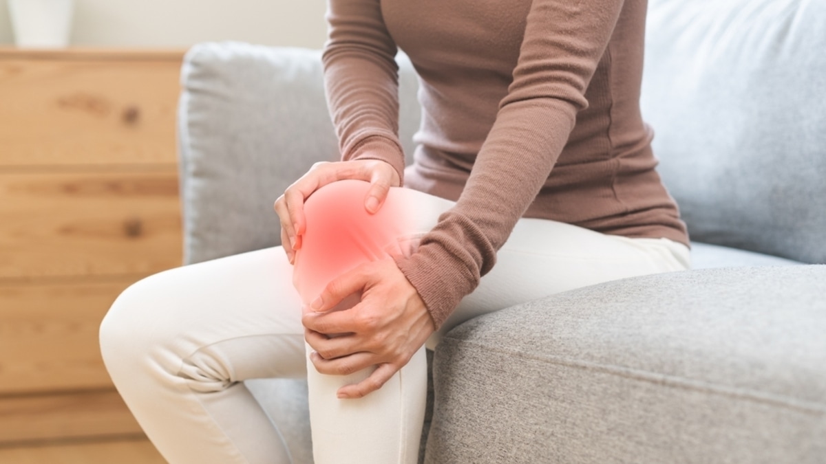 "Напрямую влияет на болезненность": теледоктор перечислила шаги первой "скорой помощи" для ноющих суставов после 50 лет