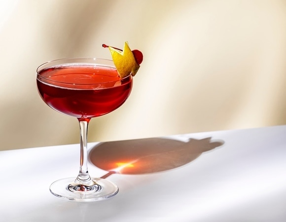 Ученые выяснили, зачем нужен аперитив: выпивают перед трапезой не просто так Ученые выяснили, зачем нужен аперитив: выпивают перед трапезой не просто так