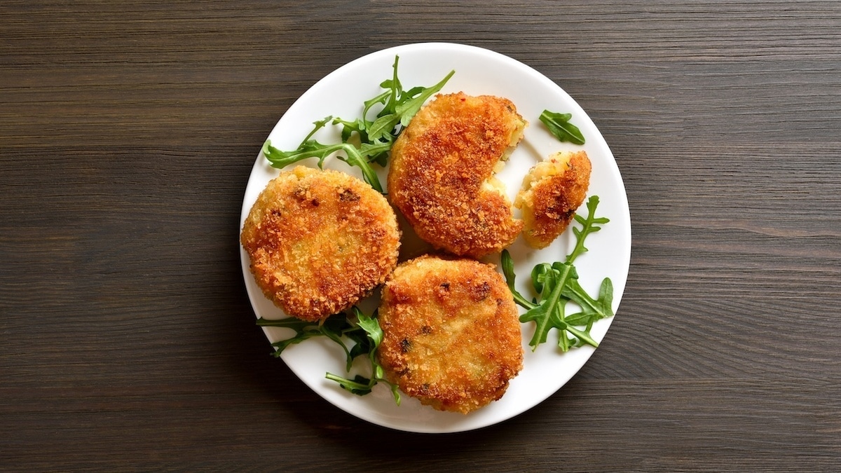 Почему рыбные котлеты остаются сырыми и разваливаются, а мясные — нет: объяснила шеф-повар Элина Улыбина-Бай