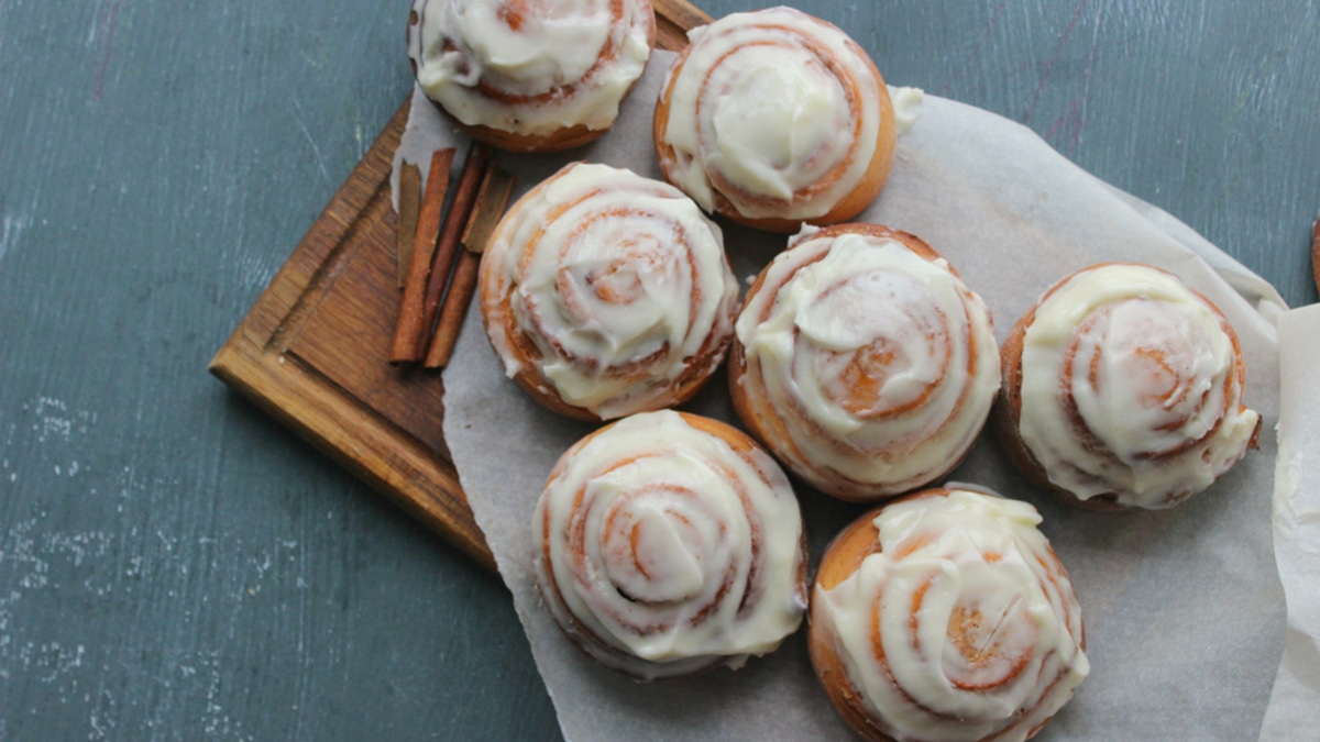 Всего одна деталь и ваши булочки а-ля "Синнабон" не пересохнут в духовке