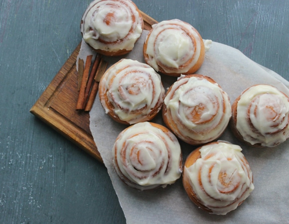 Всего одна деталь и ваши булочки а-ля "Синнабон" не пересохнут в духовке