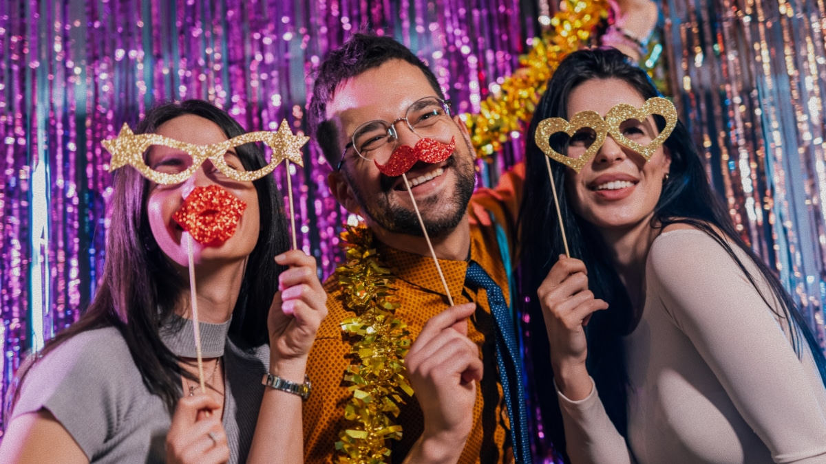 Гид по незабываемой новогодней вечеринке дома: идеи, форматы, атмосфера