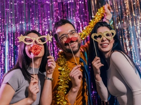 Гид по незабываемой новогодней вечеринке дома: идеи, форматы, атмосфера