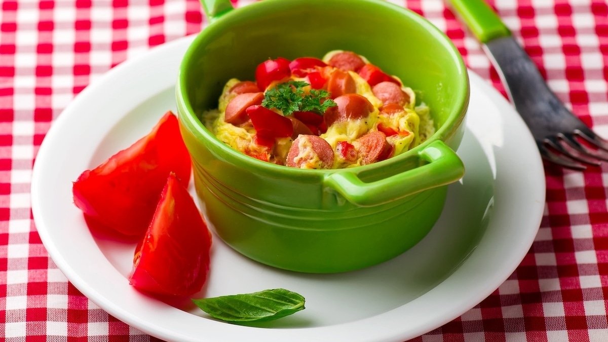 Завтрак без лишней посуды и спешки: эксперт поделился рецептом яичницы, которая готовится за 45 секунд