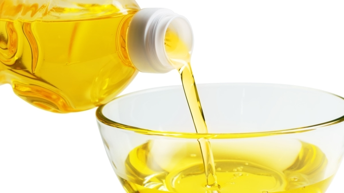 Напрямую влияет на работу мозга: нутрициолог предупредила о потенциальном вреде растительных масел