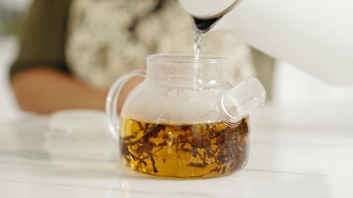 Горчит зеленый чай: в чем причина и есть ли способ это исправить, ответил чайный эксперт