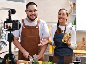 "Стоп, снято!", а что дальше? Шеф-повар рассказала, куда девается еда, приготовленная на кулинарных шоу "Стоп, снято!", а что дальше? Шеф-повар рассказала, куда девается еда, приготовленная на кулинарных шоу