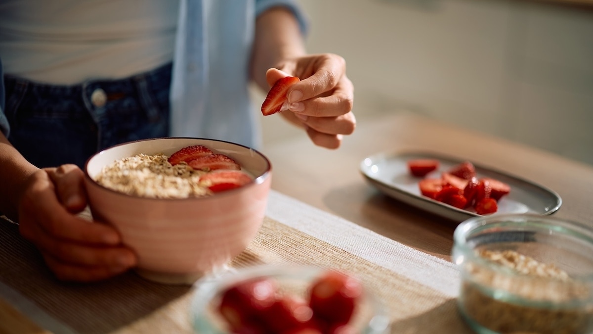 6 добавок, которые неуместны в овсянке— эксперты объяснили, как не ошибиться