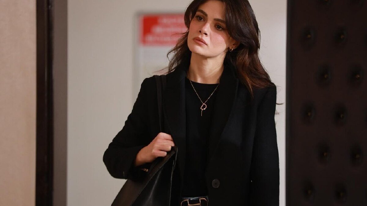 Почему молодая турецкая звезда Синем Юнсал такая худенькая: за 52 килограммами стоят не диеты, а беда со здоровьем Почему молодая турецкая звезда Синем Юнсал такая худенькая: за 52 килограммами стоят не диеты, а беда со здоровьем