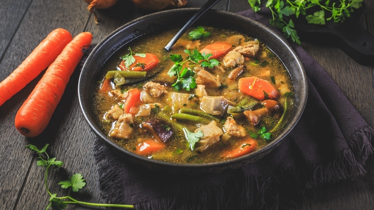 Сытно, бюджетно и полезно — стоит добавить в кулинарную книгу: шеф-повар Улыбина-Бай научила готовить суп из говяжьего легкого 