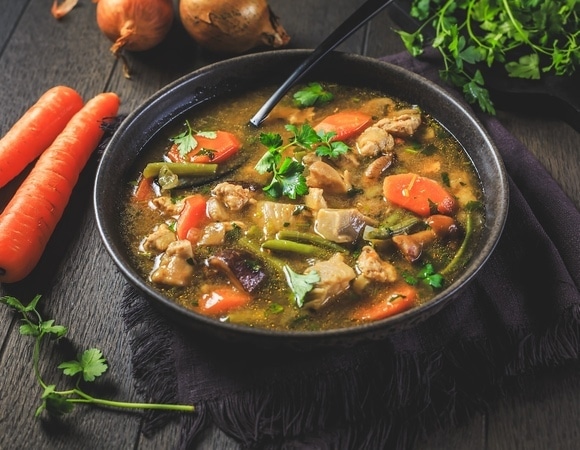 Сытно, бюджетно и полезно — стоит добавить в кулинарную книгу: шеф-повар Улыбина-Бай научила готовить суп из говяжьего легкого 