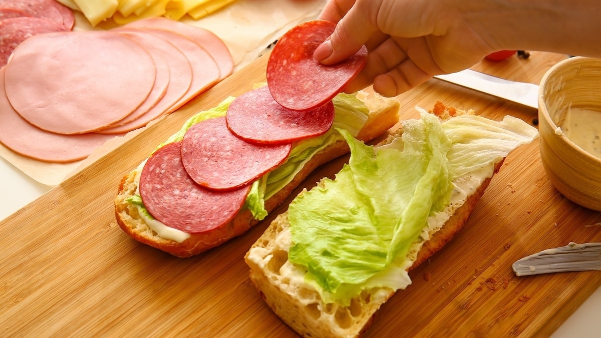 Что такое "сухомятка" и почему ее вредно есть — запрет из детства прокомментировала врач