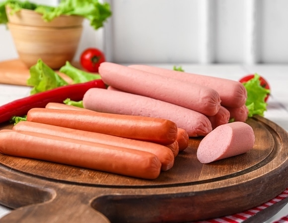 Невкусно и вредно: в Роскачестве объяснили, чего не должно быть в составе сосисок Невкусно и вредно: в Роскачестве объяснили, чего не должно быть в составе сосисок