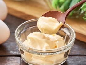 Шеф-повар поделился необычным рецептом постного майонеза для новогоднего стола: замены яиц не заметите Шеф-повар поделился необычным рецептом постного майонеза для новогоднего стола: замены яиц не заметите