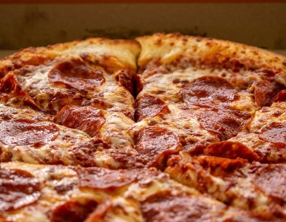 Пепперони не существует? Шеф-повар раскрыл тайну происхождения самой популярной пиццы Пепперони не существует? Шеф-повар раскрыл тайну происхождения самой популярной пиццы