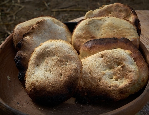 Ученые восстановили рецепт хлеба возрастом 3000 лет — он готовится всего из четырех ингредиентов Ученые восстановили рецепт хлеба возрастом 3000 лет — он готовится всего из четырех ингредиентов