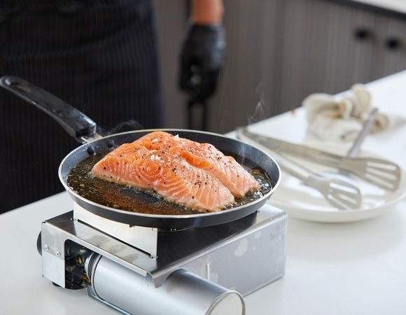 Правило 10 минут при приготовлении рыбы — шеф-повар раскрыл его детали домашним кулинарам