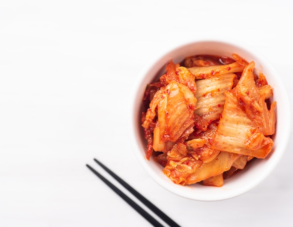 Вкусное лекарство: ученые обнаружили необычное свойство кимчи — включаем в рацион
