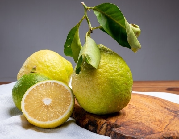 Его создала не природа: ученые раскрыли происхождение фрукта, без которого сейчас на кухне никуда Его создала не природа: ученые раскрыли происхождение фрукта, без которого сейчас на кухне никуда