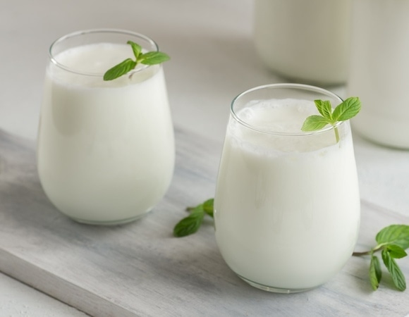 Лучше, чем в магазине: шеф-повар научила готовить домашний кефир из 2 ингредиентов