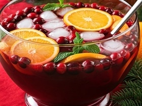 Делаем праздничный пунш загодя: как облегчить себе подготовку к новогодней вечеринке Делаем праздничный пунш загодя: как облегчить себе подготовку к новогодней вечеринке