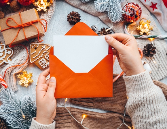 Ссылка на статьюВолшебство на кухне: как новогодняя выпечка наполняет дом праздником