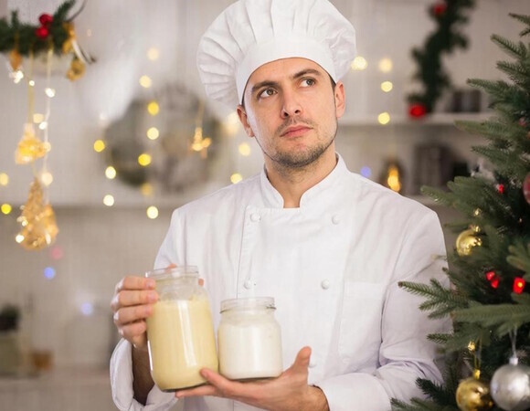 Лучше, чем кажется: диетолог объяснил, чем майонез полезнее сметаны