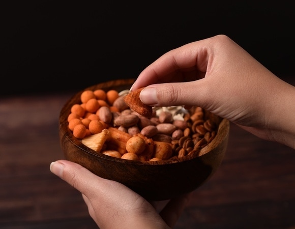 Как понять, что орехи испортились? У них тоже есть срок годности, сообщила эксперт по пищевой безопасности