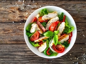 Белок, танцы и работа в зале: личный тренер Шакиры рассказал, как звезда сохраняет стройность в 48 лет Белок, танцы и работа в зале: личный тренер Шакиры рассказал, как звезда сохраняет стройность в 48 лет