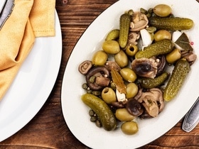 На стол ставим только свежие овощи: россиянам сказали, когда нельзя есть соленья На стол ставим только свежие овощи: россиянам сказали, когда нельзя есть соленья